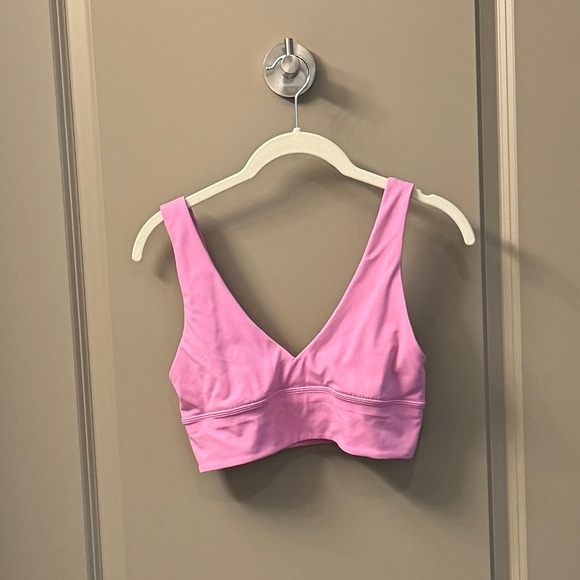 NWOT Lululemon Align™ V-Neck Bra
Light Support, A/B Cup, Dahlia Mauve - Picture 2 of 5